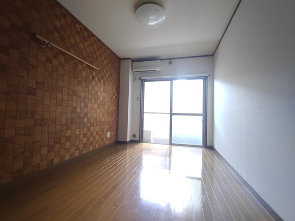 アーバンライフ秋山の物件内観写真